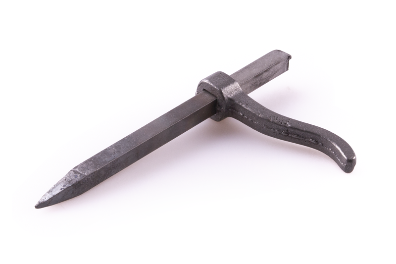 Skoba 145/8 mm hranatá kovaná